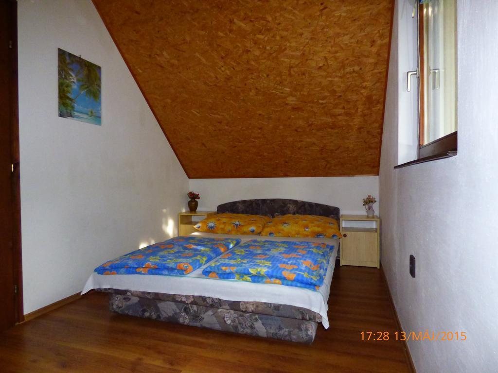 Fabian Apartman-Haz Szántód 部屋 写真