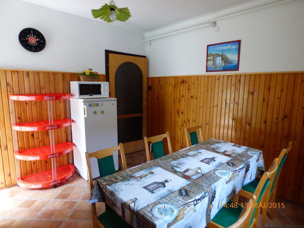 Fabian Apartman-Haz Szántód 部屋 写真